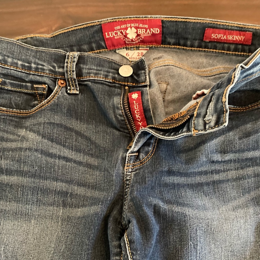 Size 6R Lucky Brand Jeans